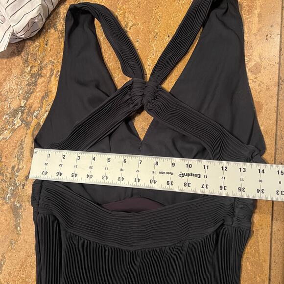 ALC Black Pleated Maxi Dress Gown Womens 4 Halter Open Back Pink Stripe Deep V - Picture 11 of 14